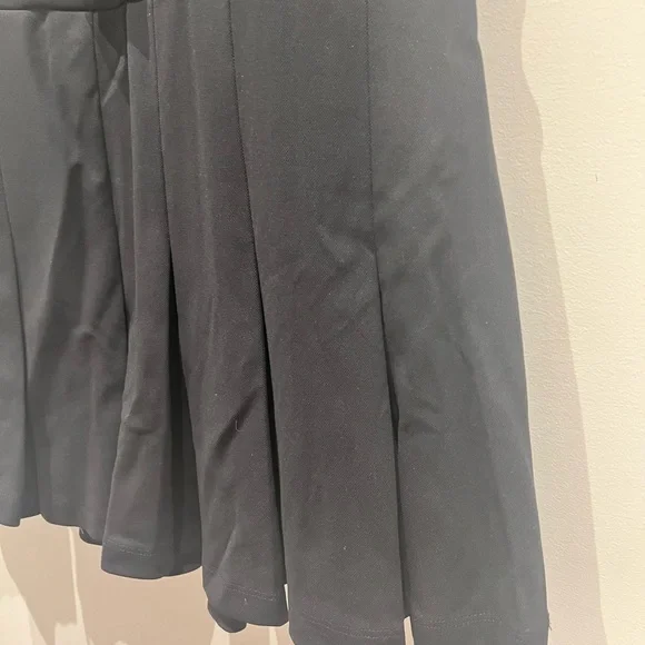 HALARA Elegant Black Dress - Picture 4 of 5